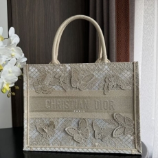 Christian Dior Shopping Bags